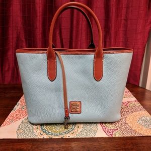 Dooney and Bourke leather purse